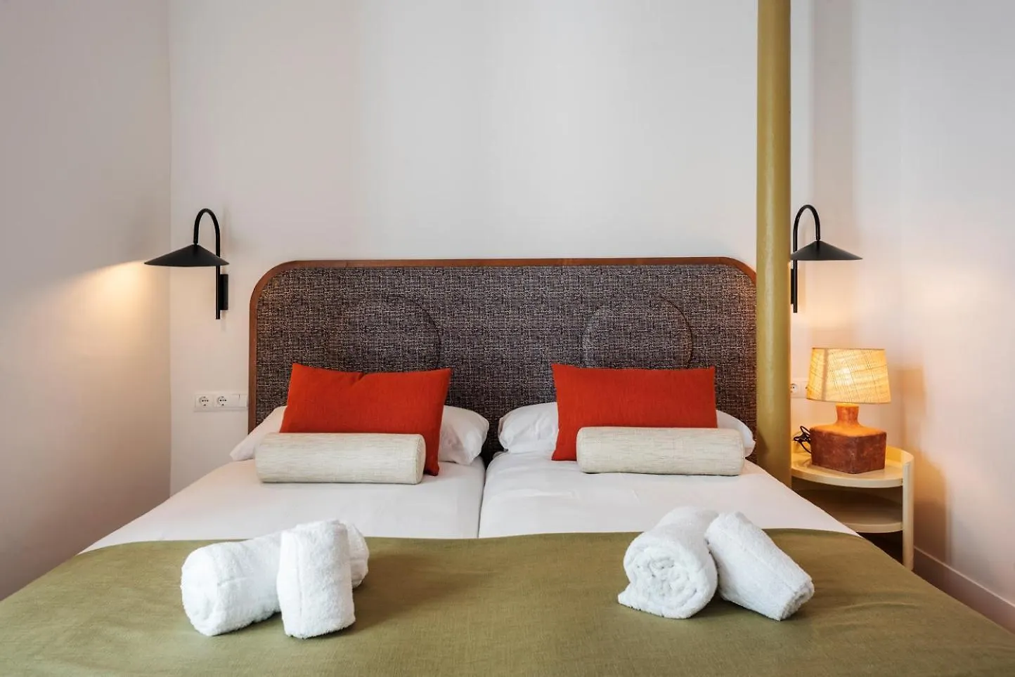 Slow Suites Salvador Seville