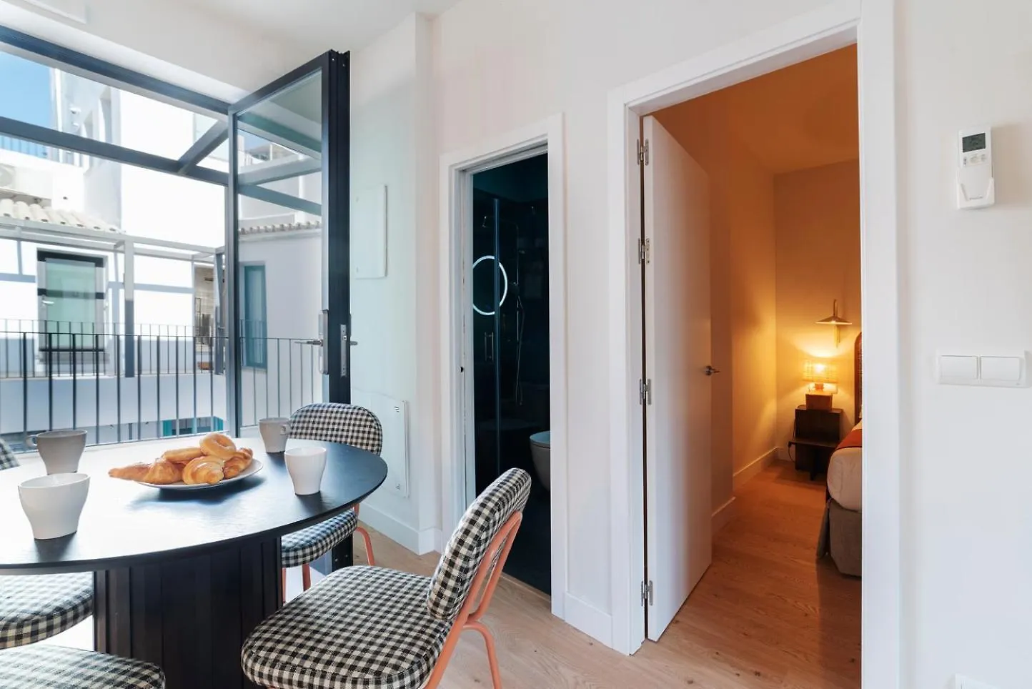 Slow Suites Salvador Sevilla