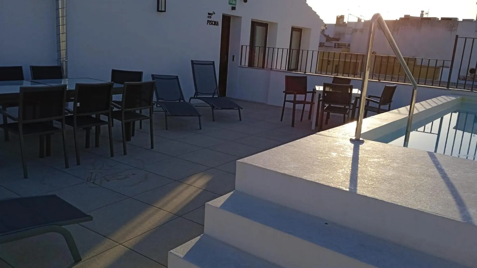 Slow Suites Salvador Sevilla Spanje