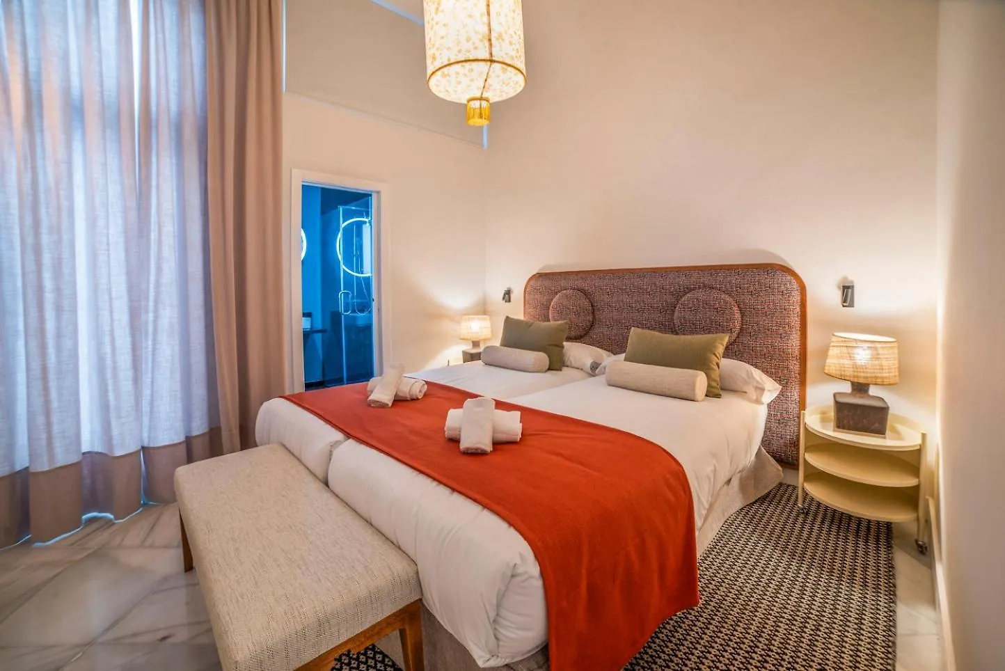 Slow Suites Salvador Seville