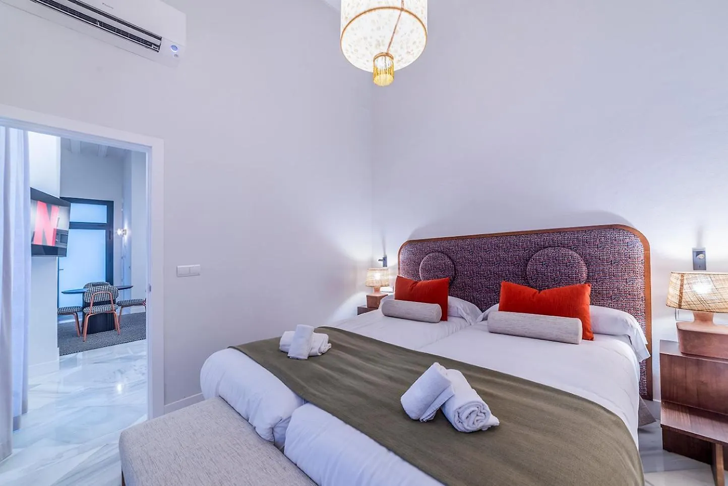 Slow Suites Salvador Seville Apartment